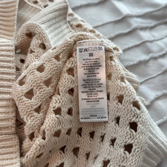 French connection open weave neutral sweater purchased from South Moon Under - Picture 10 of 10